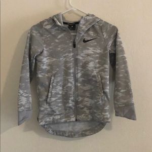 Boys Nike dri fit hoodie